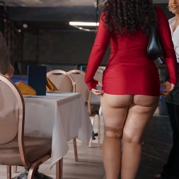 Archer Ali in Guess Who's Cucking At Dinner! (Photo 1) Archer Ali in 'Brazzers' Guess Who's Cucking At Dinner! (Thumbnail 1)