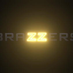 Ravyn Alexa en 'Brazzers' El éxtasis anal de Ravyn (Miniatura 1)