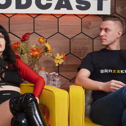 Yhivi en 'Brazzers' El podcast de los brazzers: episodio 18 (Miniatura 32)
