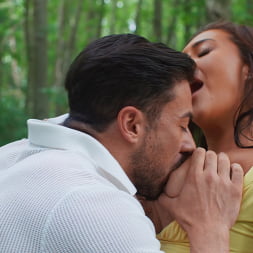 Kylie Jones in 'Brazzers' Fix My Car and Fix My Pussy (Thumbnail 8)