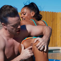 Ryan Reid in 'Brazzers' Hot Tubs And Hook-Ups: Part 1 (Thumbnail 12)