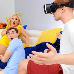 Savannah Bond in 'Brazzers' Pumped For VR!!! (Thumbnail 1)