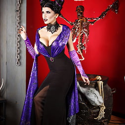 Romi Rain in 'Brazzers' Maleficunt (Thumbnail 1)