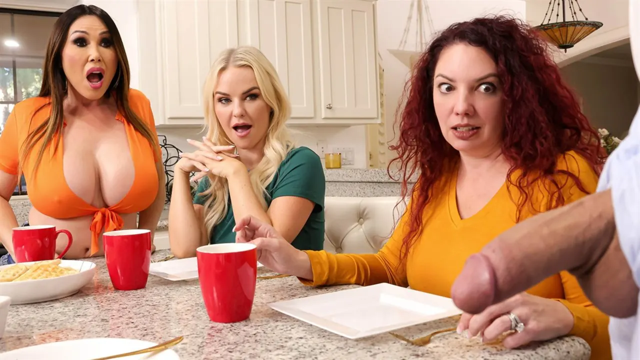 ▷ Kianna Dior in Hot Friends Want Hubbys Big D | Free video from Brazzers