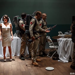 Veronica Avluv in 'Brazzers' Ghostbusters XXX Parody - Part 3 (Thumbnail 1)